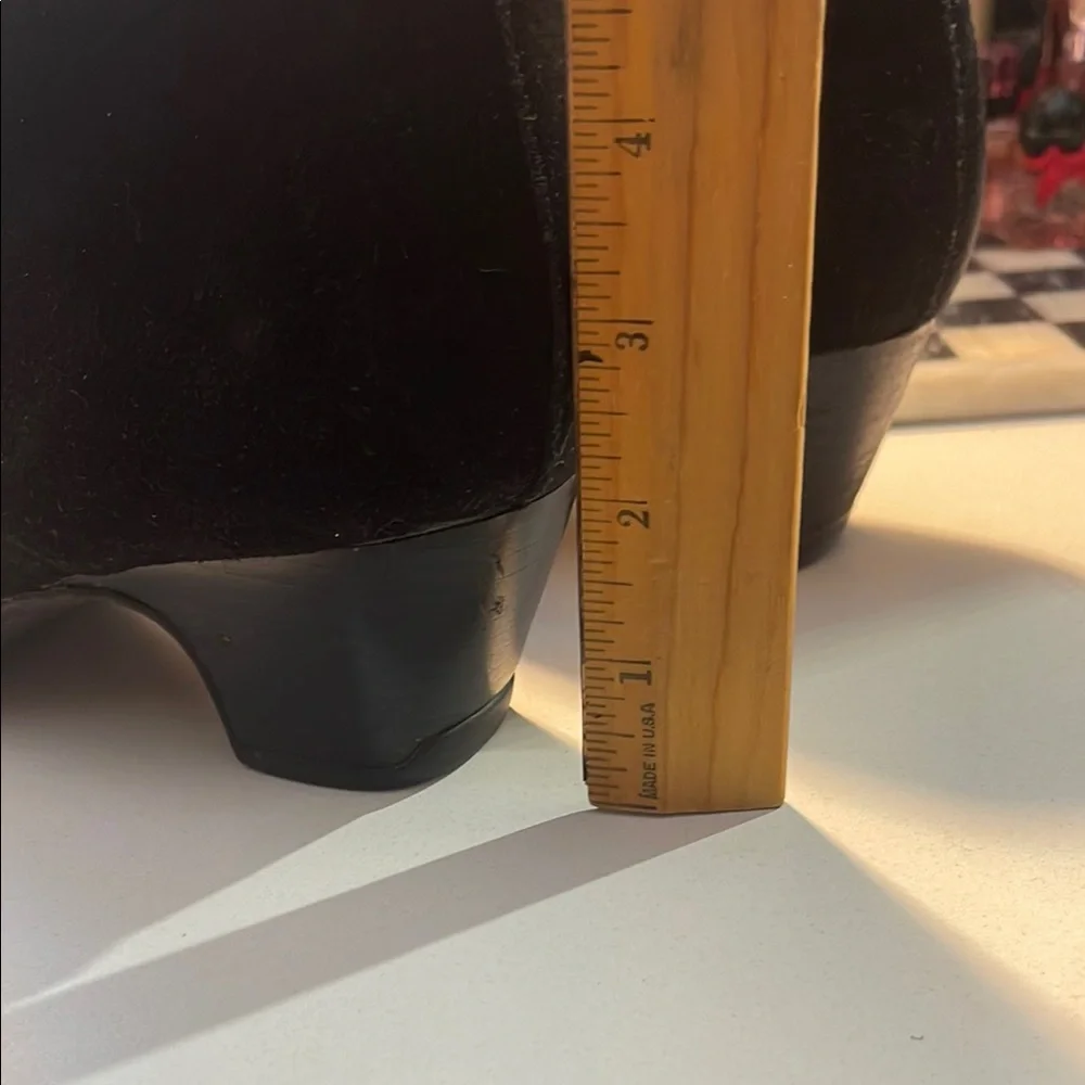 Clarks Black Ankle Suede Boots with Classic Laces - Picture 9 of 16